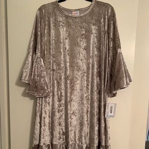 2XL Silver Velvet Maurine LuLaRoe